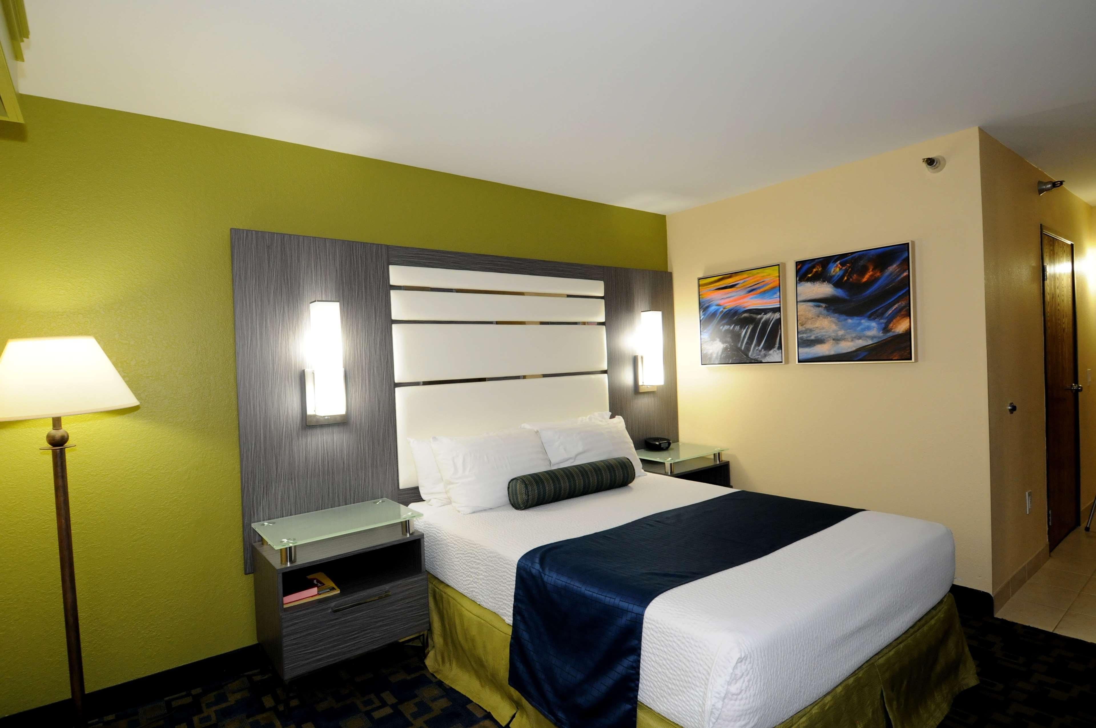 Best Western Antelope Inn & Suites Red Bluff Zewnętrze zdjęcie