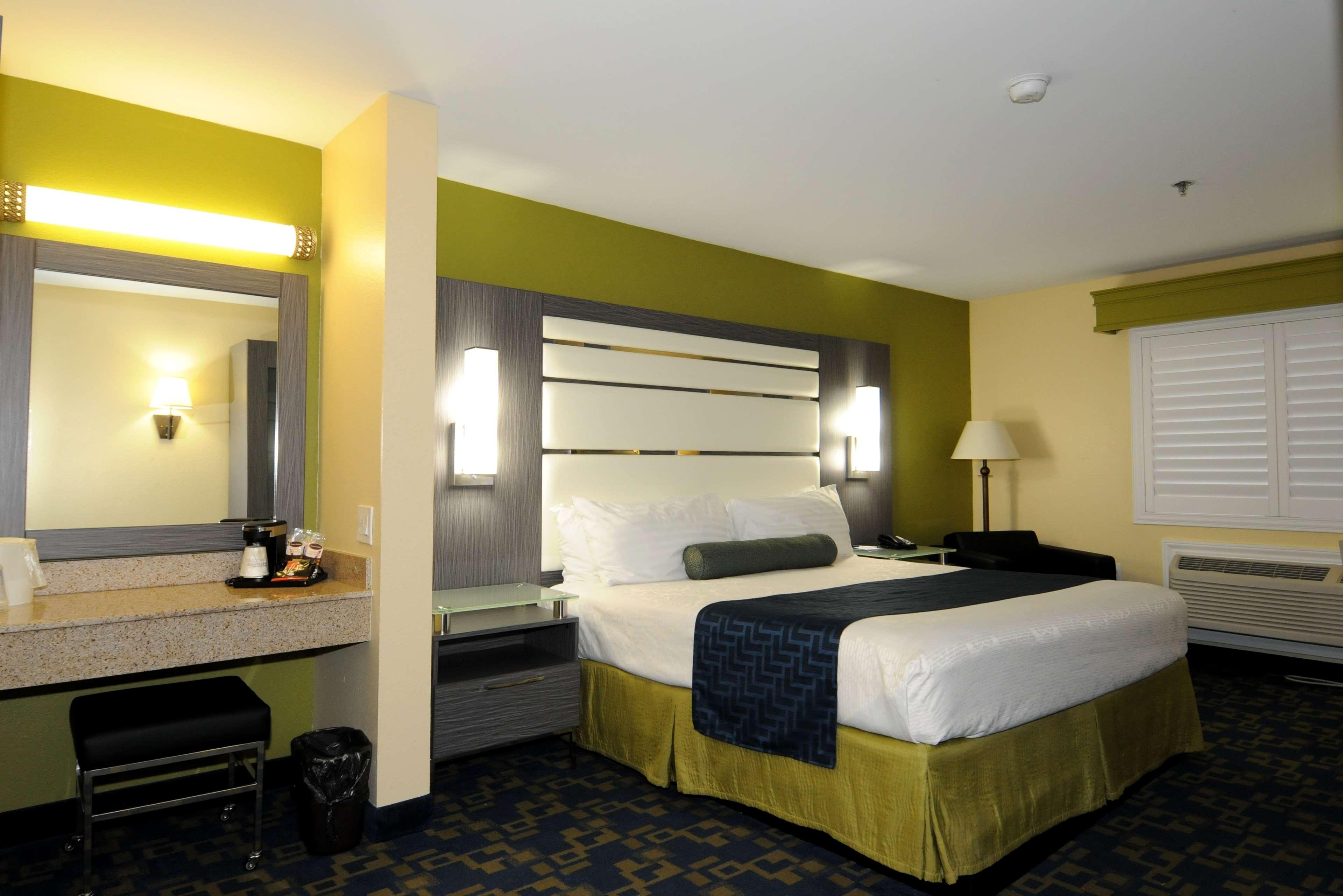Best Western Antelope Inn & Suites Red Bluff Zewnętrze zdjęcie