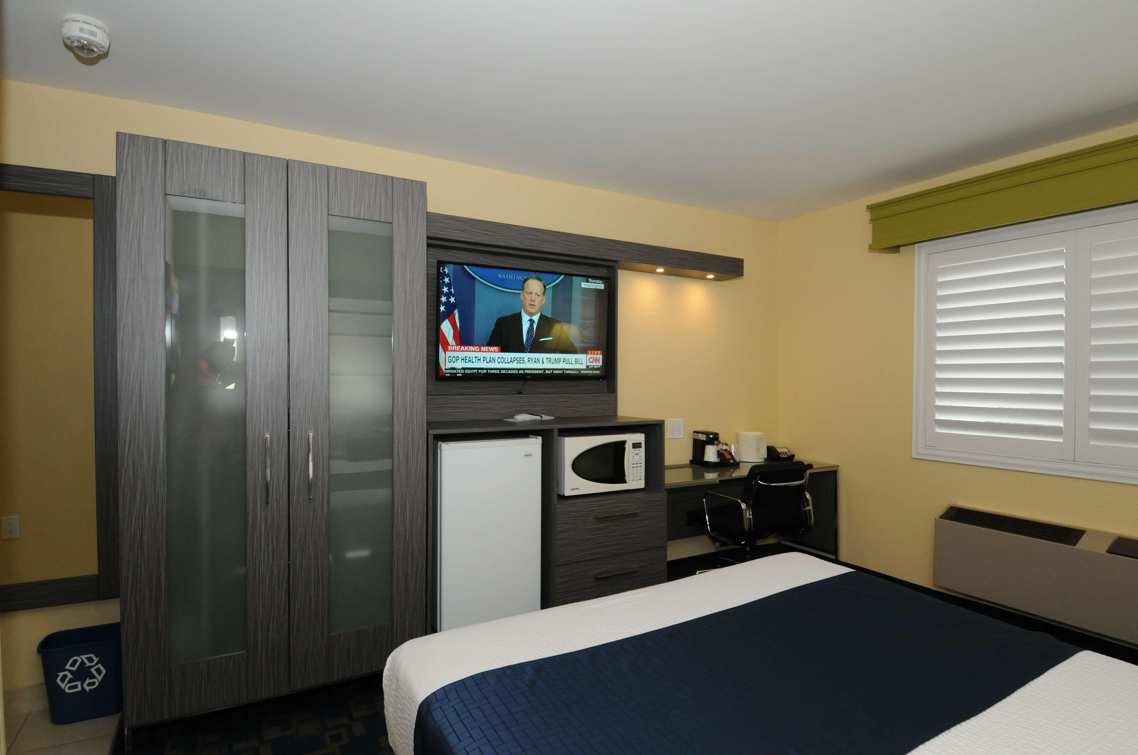Best Western Antelope Inn & Suites Red Bluff Zewnętrze zdjęcie