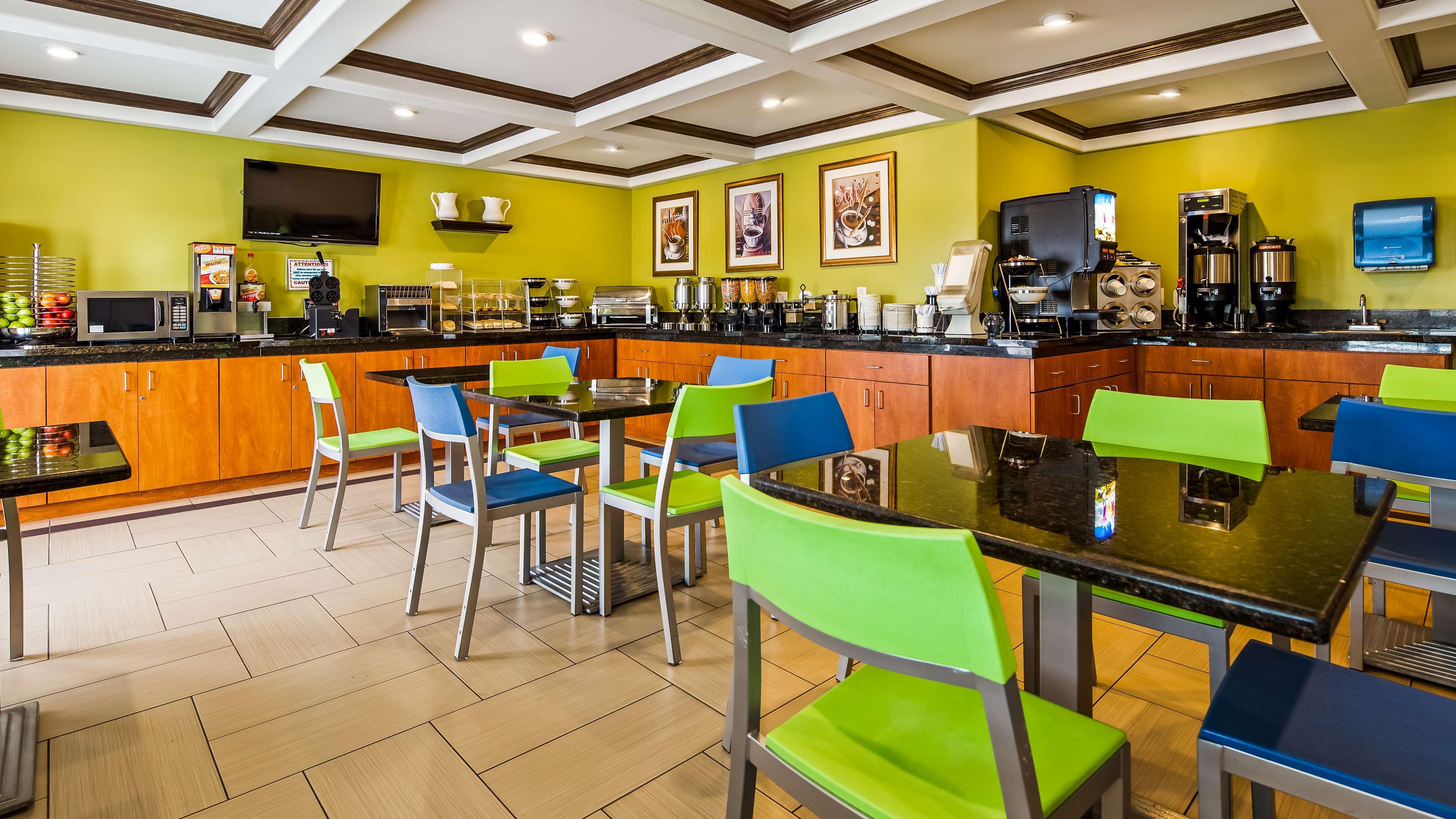 Best Western Antelope Inn & Suites Red Bluff Zewnętrze zdjęcie