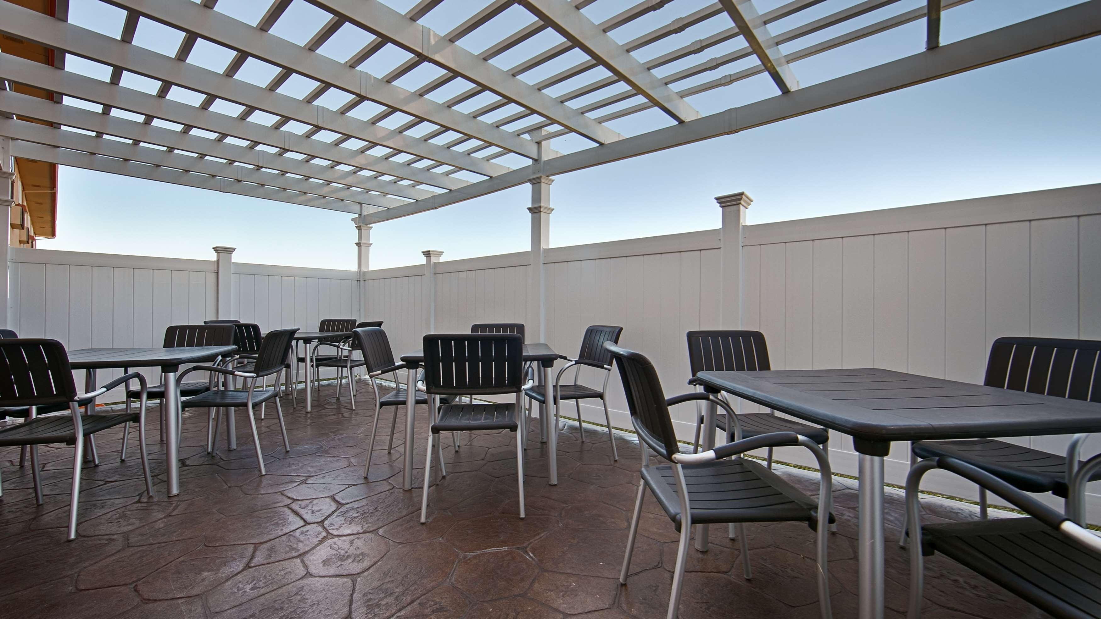 Best Western Antelope Inn & Suites Red Bluff Zewnętrze zdjęcie