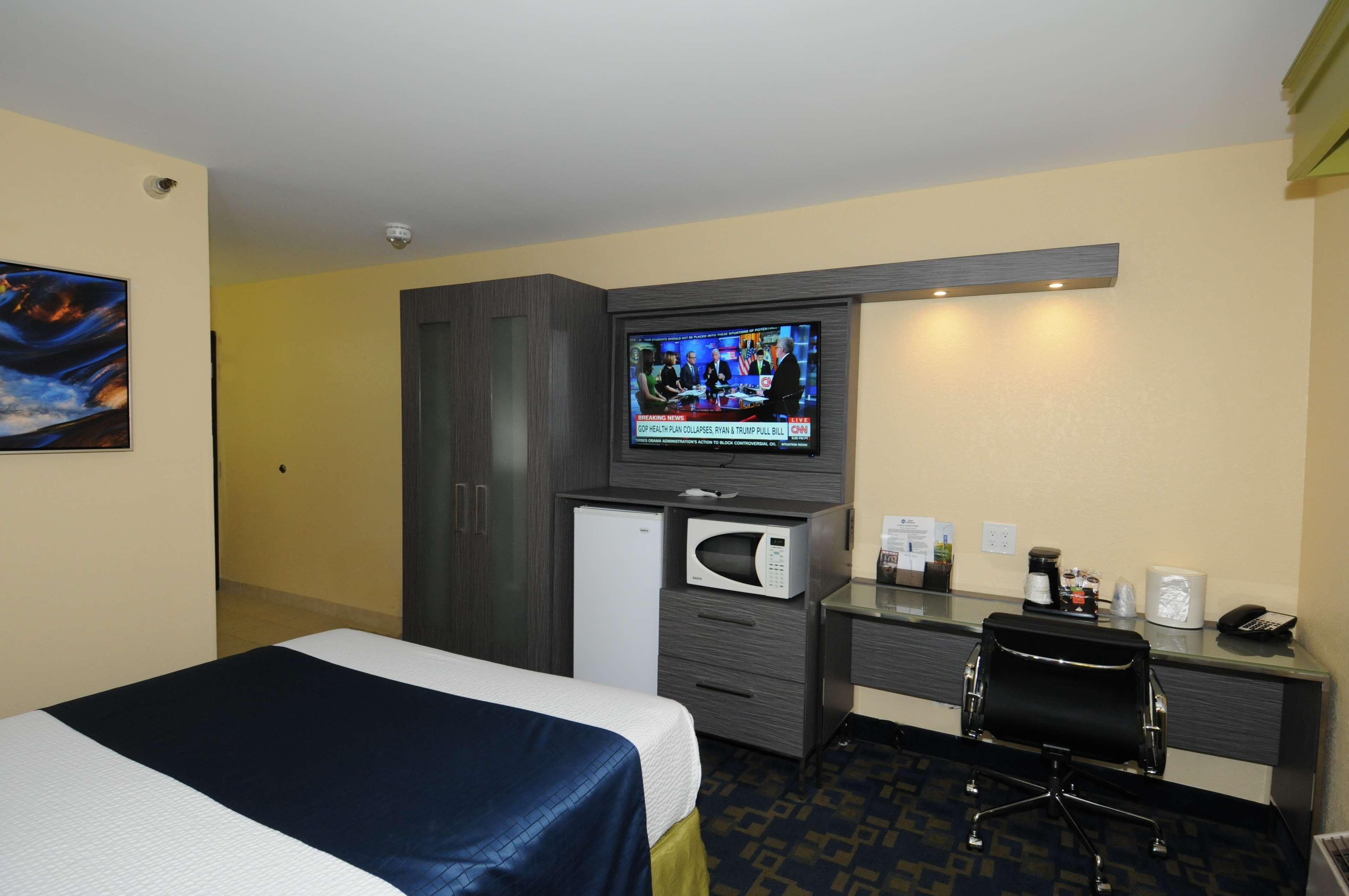 Best Western Antelope Inn & Suites Red Bluff Zewnętrze zdjęcie