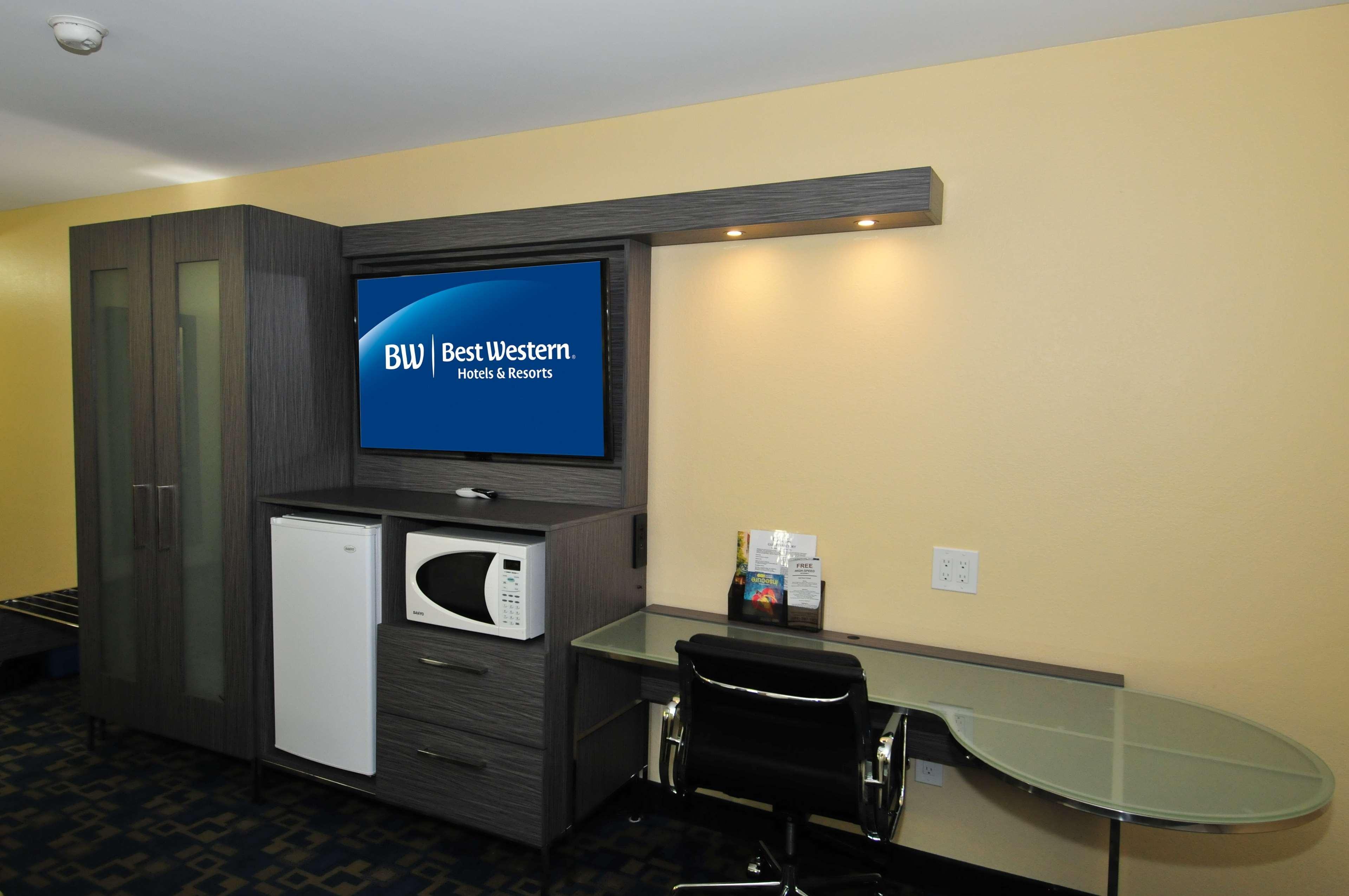 Best Western Antelope Inn & Suites Red Bluff Zewnętrze zdjęcie
